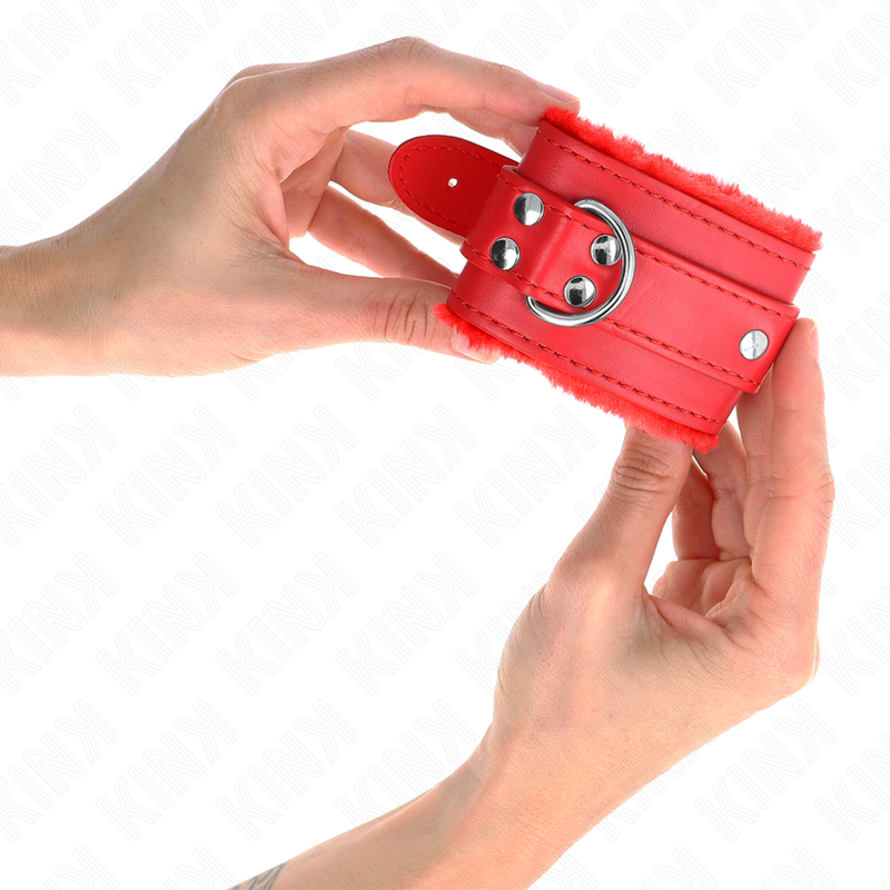 KINK - FUR LINED WRIST RESTRAINTS RED WITH RED BELT ADJUSTABLE 17-29 CM X 6 CM - Billede 4